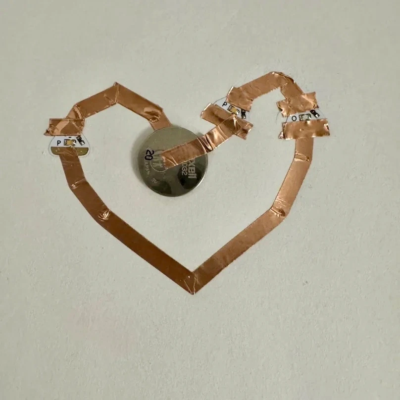 I took out some fresh LEDs and just added them to the same circuit. Still doesn't work for some reason? I decided to focus on figuring out different materials since this is something I can just troubleshoot later. Also, I wanted to know all the everyday options I had available to me before going into the final project.