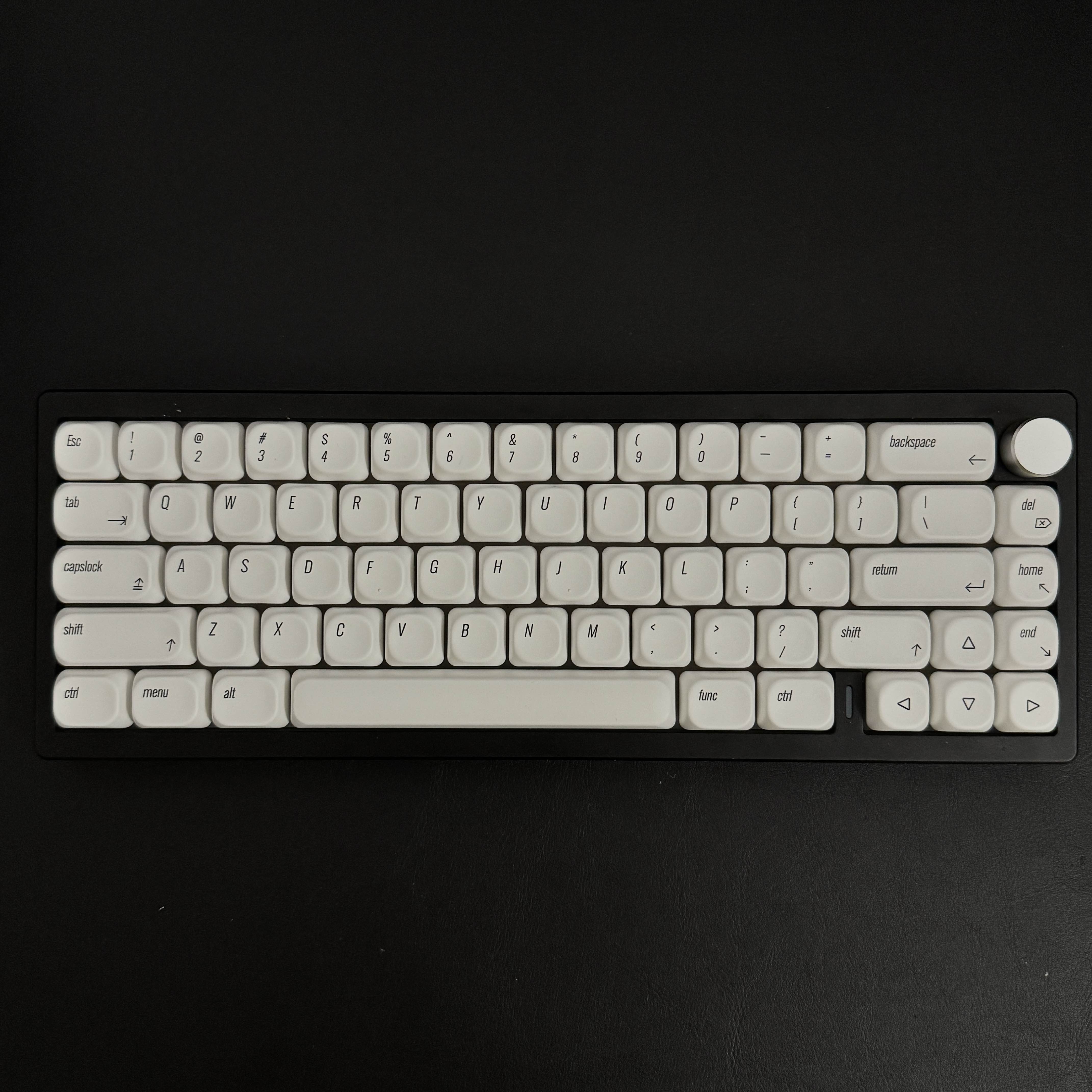 This is my keyboard, the Yunzii AL68.